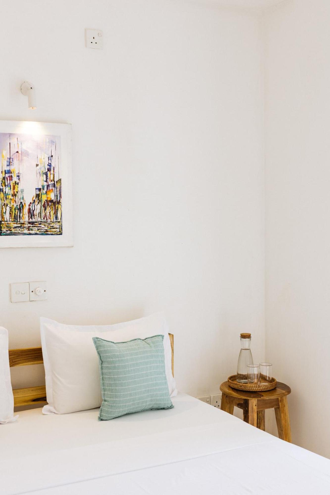Watu House Hotel Dickwella Room photo